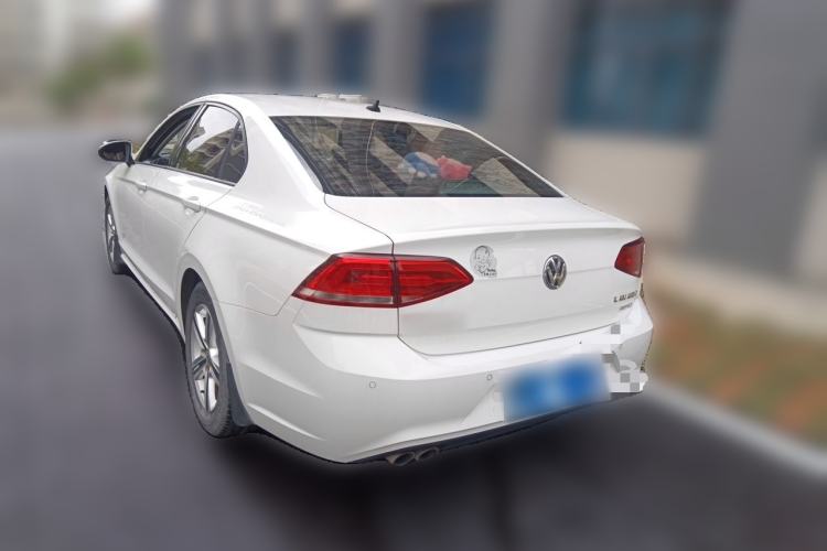 Used Volkswagen Lamando 2017 230TSI DSG Fashion Edition Rear Left 45 Deg