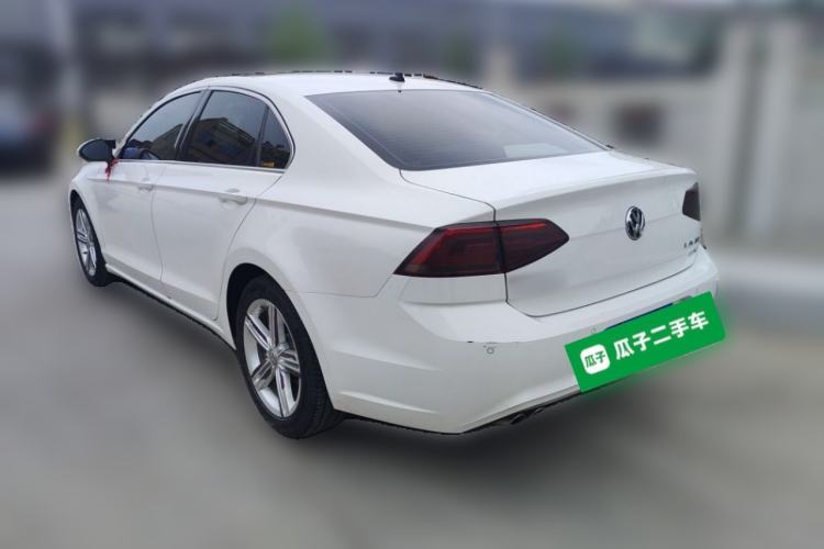 Used Volkswagen Lamando 2017 280TSI DSG Comfort Edition Rear Left 45 Deg