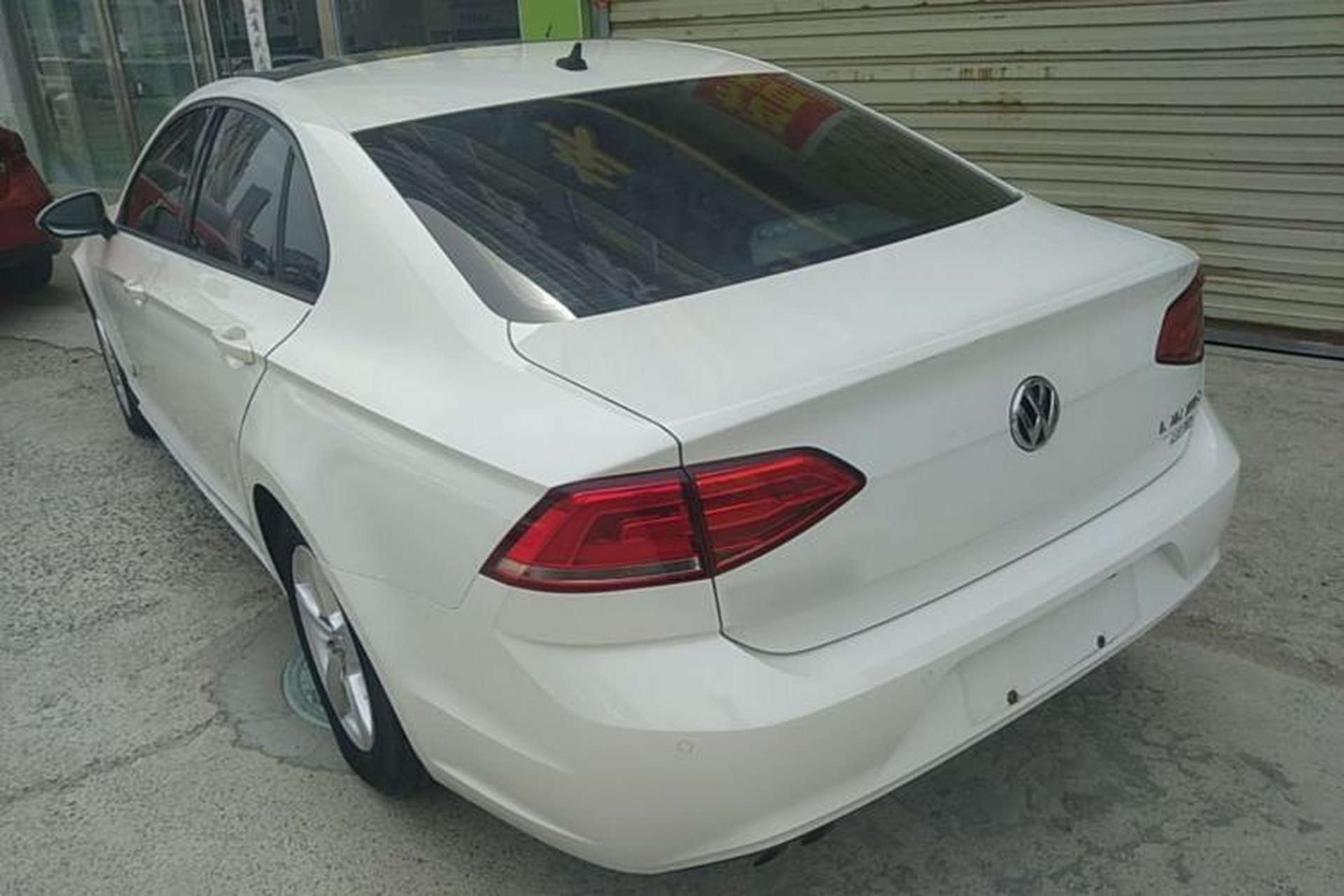 Used Volkswagen Lamando 2017 230TSI DSG Fashion Edition Rear Left 45 Deg