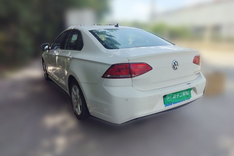 Used Volkswagen Lamando 2017 230TSI DSG Fashion Edition Rear Left 45 Deg
