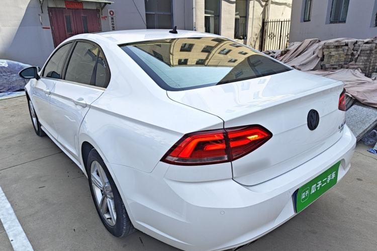 Used Volkswagen Lamando 2017 280TSI DSG Comfort Edition Rear Left 45 Deg