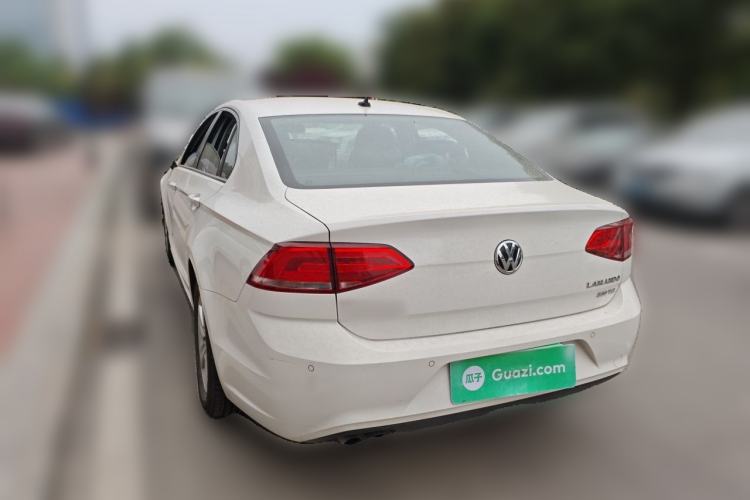Used Volkswagen Lamando 2017 230TSI DSG Fashion Edition Rear Left 45 Deg