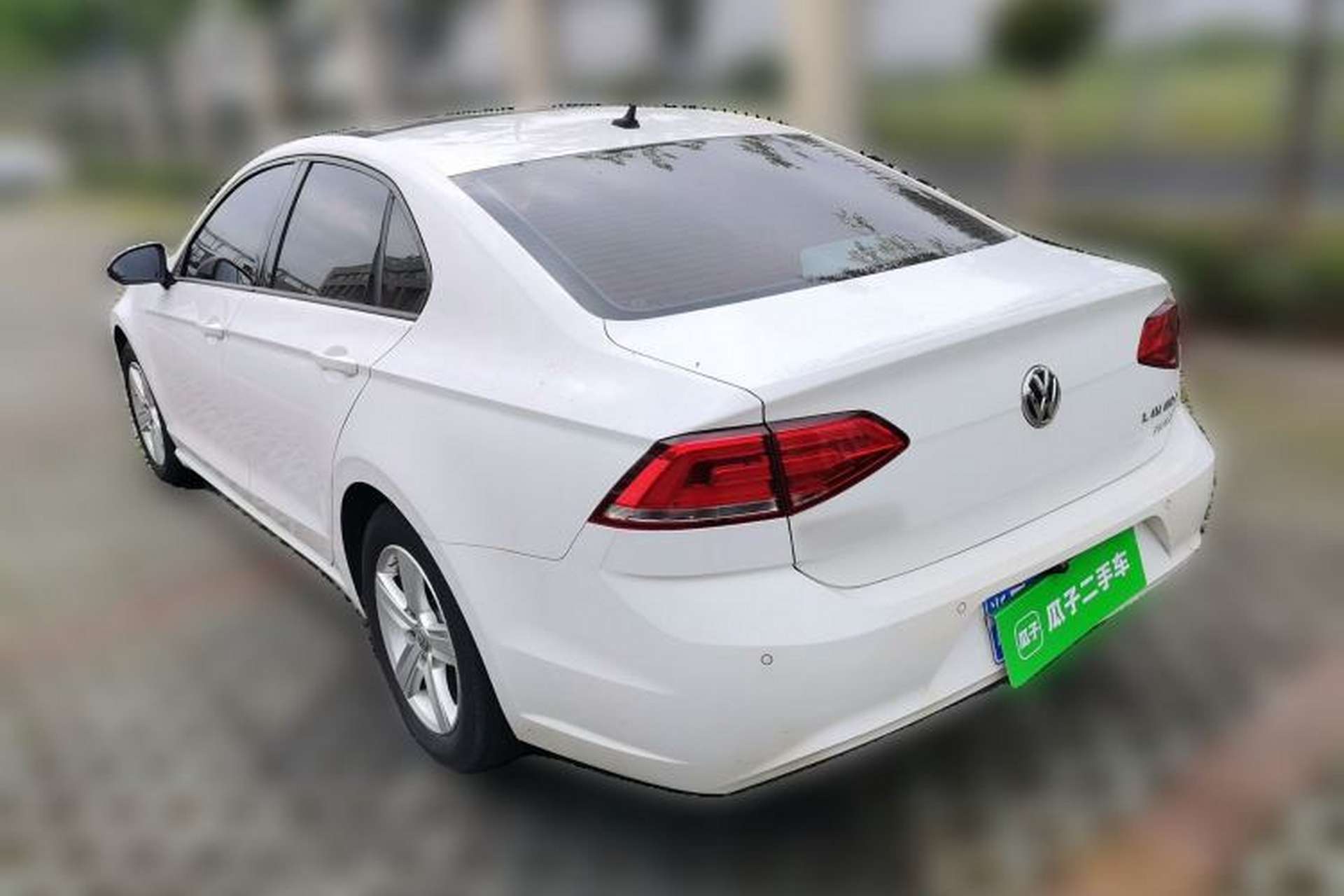 Used Volkswagen Lamando 2017 230TSI DSG Fashion Edition Rear Left 45 Deg
