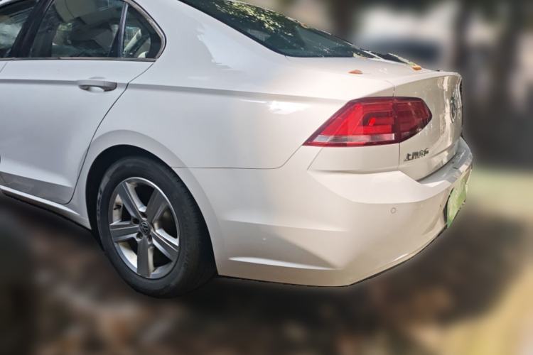 Used Volkswagen Lamando 2017 230TSI Manual Trend Edition Rear Left 45 Deg
