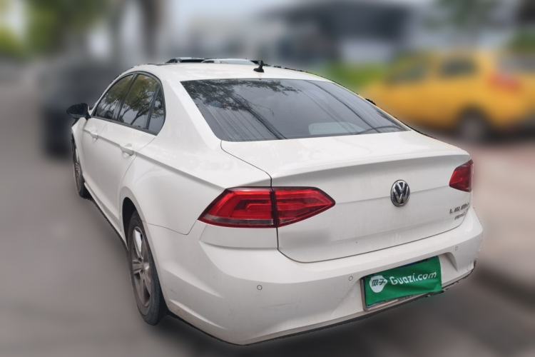 Used Volkswagen Lamando 2017 230TSI DSG Fashion Edition Rear Left 45 Deg