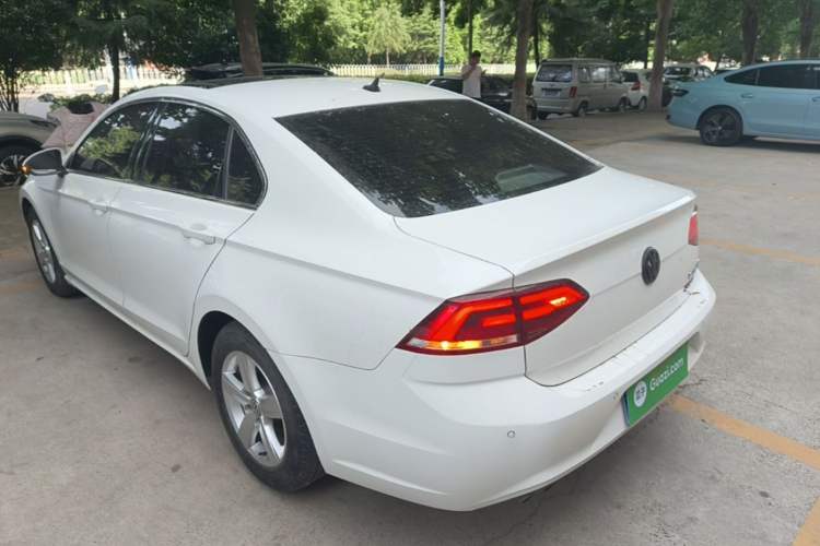Used Volkswagen Lamando 2017 230TSI DSG Fashion Edition Rear Left 45 Deg