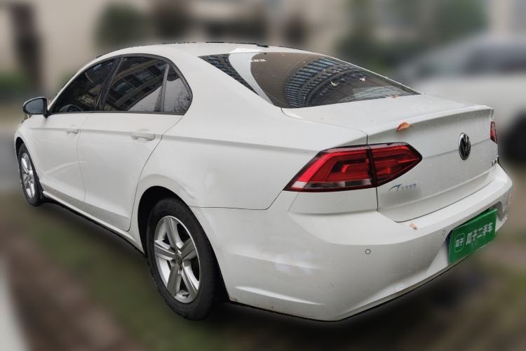 Used Volkswagen Lamando 2017 230TSI DSG Fashion Edition Rear Left 45 Deg
