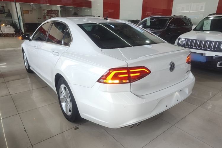 Used Volkswagen Lamando 2017 230TSI DSG Fashion Edition Rear Left 45 Deg