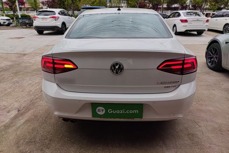 Used Volkswagen Lamando 2017 280TSI DSG Comfort Edition Rear