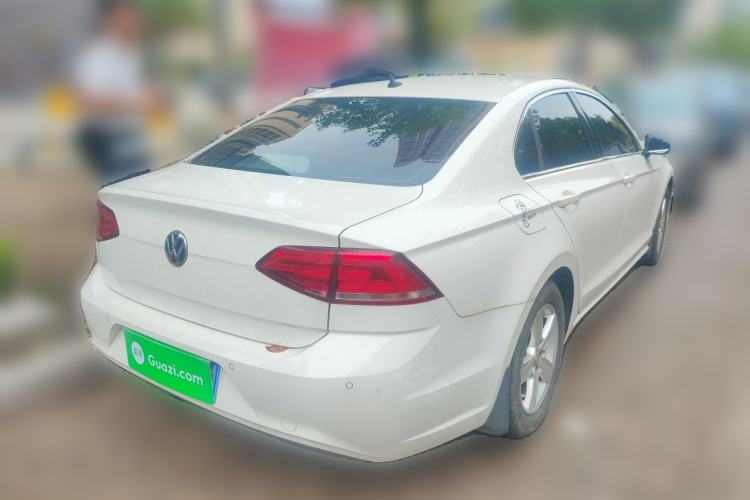Used Volkswagen Lamando 2017 230TSI Manual Trend Edition Rear Right 45 Deg