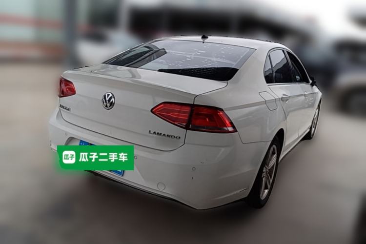 Used Volkswagen Lamando 2017 280TSI DSG Comfort Edition Rear Right 45 Deg