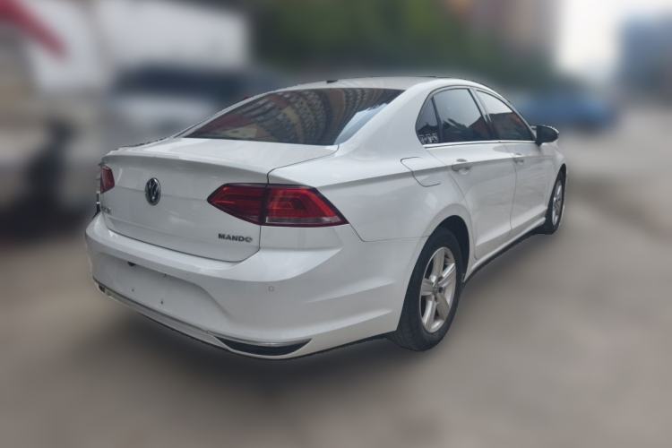 Used Volkswagen Lamando 2017 230TSI DSG Fashion Edition Rear Right 45 Deg
