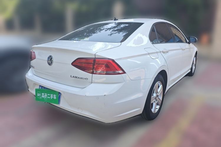 Used Volkswagen Lamando 2017 230TSI DSG Fashion Edition Rear Right 45 Deg
