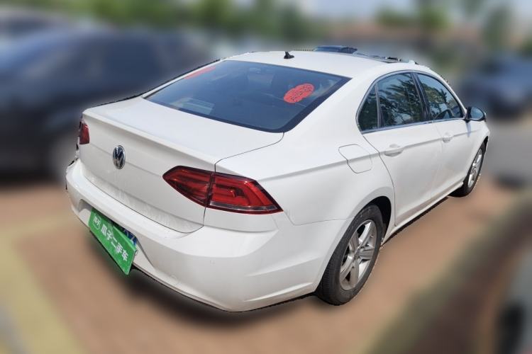 Used Volkswagen Lamando 2017 230TSI DSG Fashion Edition Rear Right 45 Deg