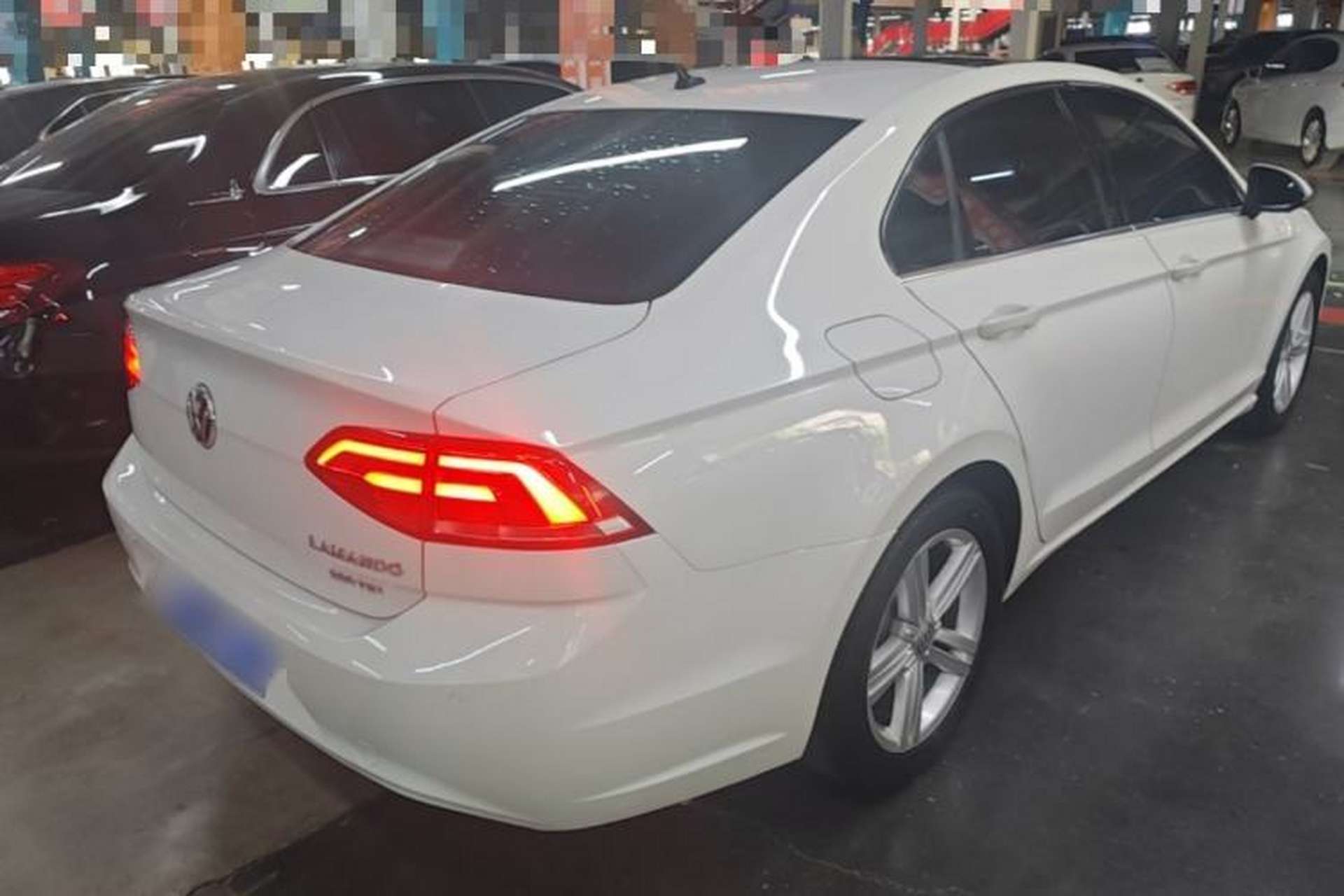Used Volkswagen Lamando 2017 280TSI DSG Comfort Edition Rear Right 45 Deg