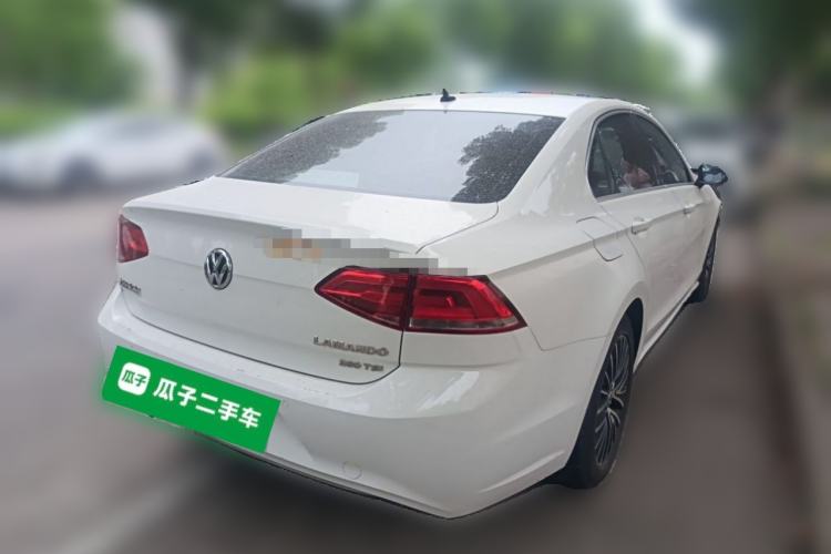 Used Volkswagen Lamando 2017 280TSI DSG Luxury Edition Rear Right 45 Deg