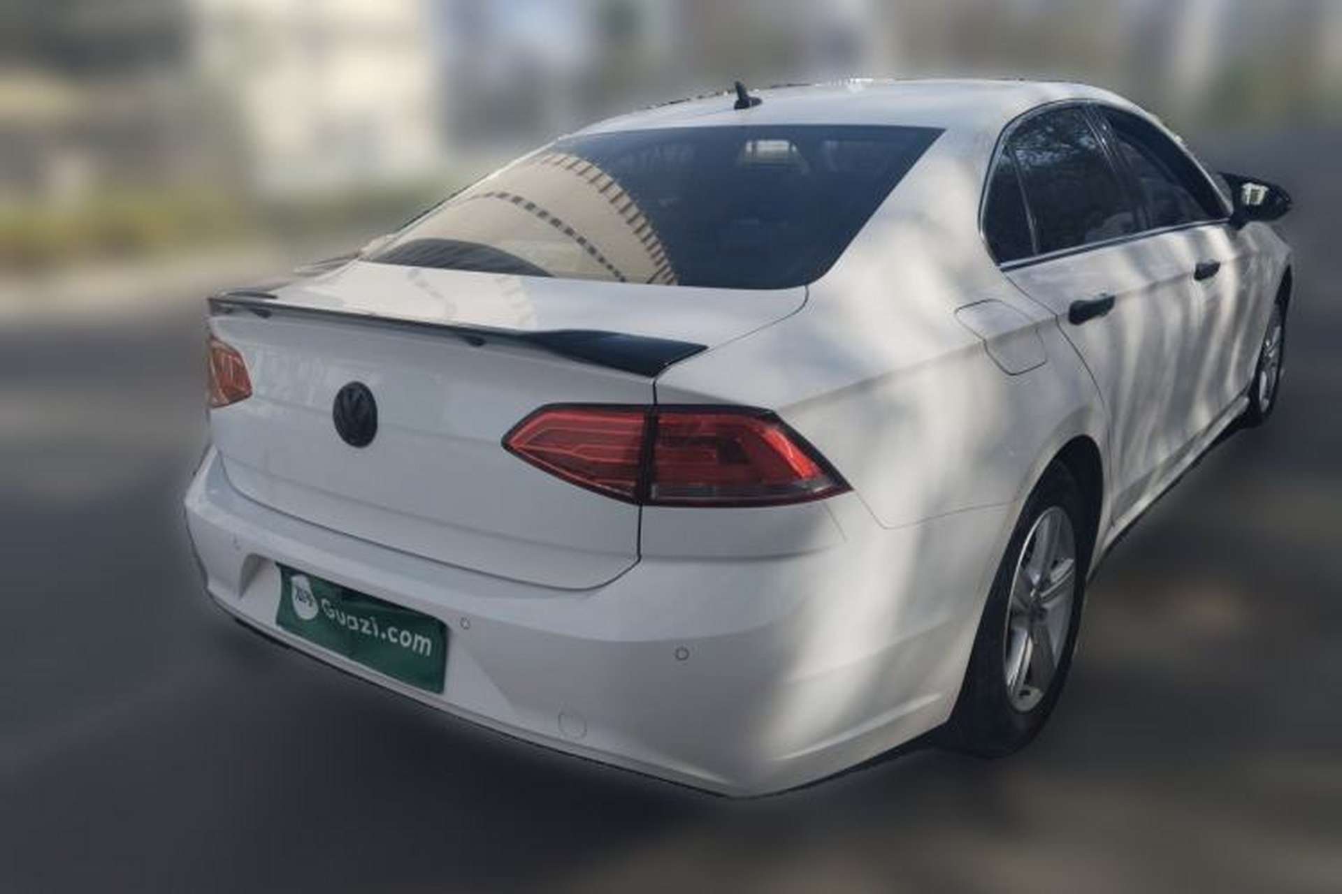 Used Volkswagen Lamando 2017 230TSI DSG Fashion Edition Rear Right 45 Deg