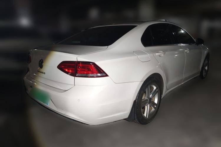 Used Volkswagen Lamando 2017 280TSI DSG Comfort Edition Rear Right 45 Deg