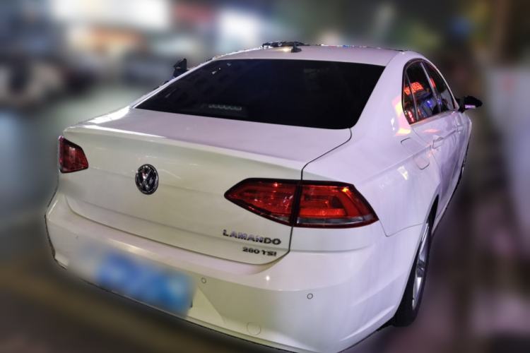 Used Volkswagen Lamando 2017 280TSI DSG Comfort Edition Rear Right 45 Deg