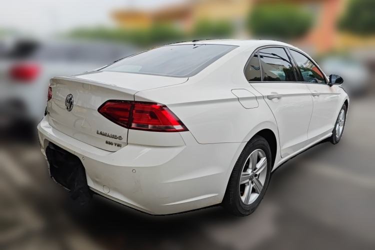 Used Volkswagen Lamando 2017 230TSI DSG Fashion Edition Rear Right 45 Deg
