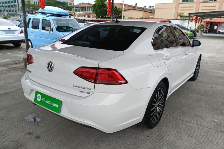 Used Volkswagen Lamando 2017 280TSI DSG Luxury Edition Rear Right 45 Deg