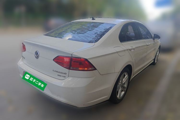 Used Volkswagen Lamando 2017 280TSI DSG Comfort Edition Rear Right 45 Deg