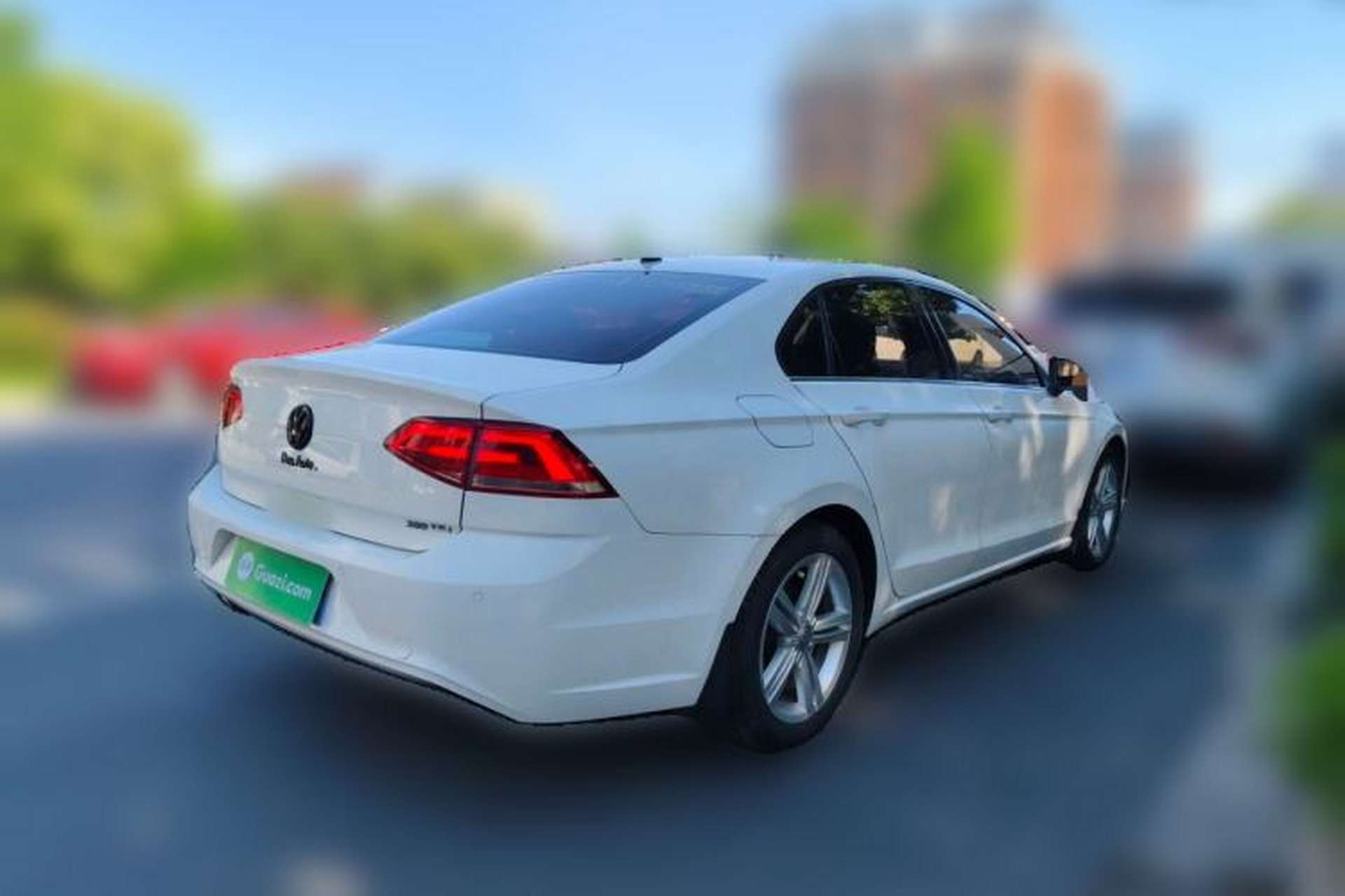 Used Volkswagen Lamando 2017 280TSI DSG Comfort Edition Rear Right 45 Deg
