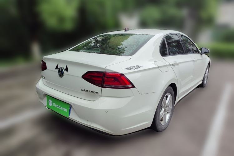 Used Volkswagen Lamando 2017 230TSI DSG Fashion Edition Rear Right 45 Deg