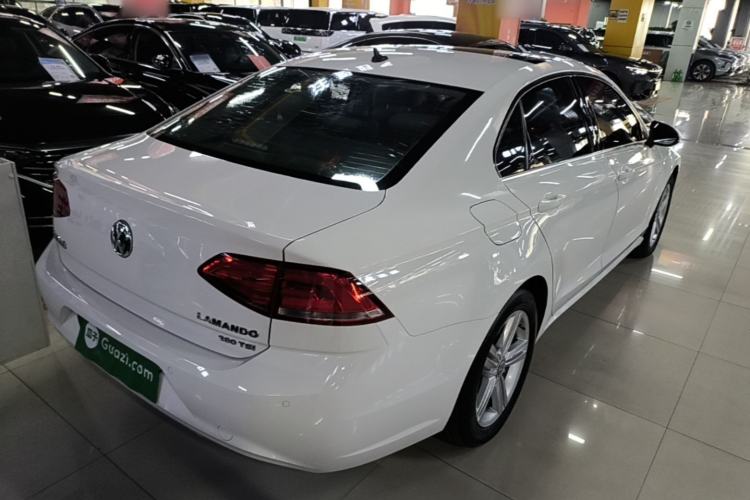Used Volkswagen Lamando 2017 280TSI DSG Comfort Edition Rear Right 45 Deg