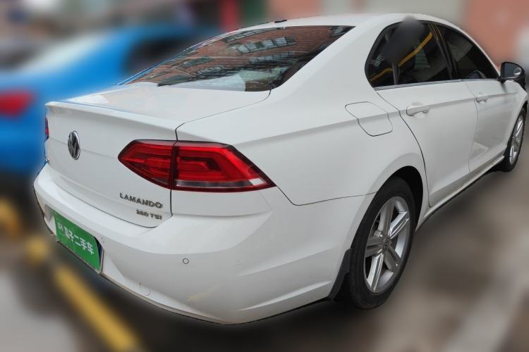 Used Volkswagen Lamando 2017 280TSI DSG Comfort Edition Rear Right 45 Deg
