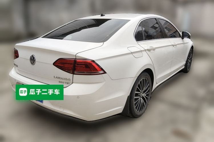 Used Volkswagen Lamando 2017 280TSI DSG Luxury Edition Rear Right 45 Deg