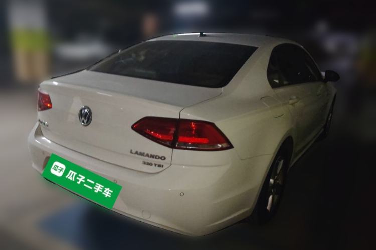 Used Volkswagen Lamando 2017 230TSI DSG Fashion Edition Rear Right 45 Deg