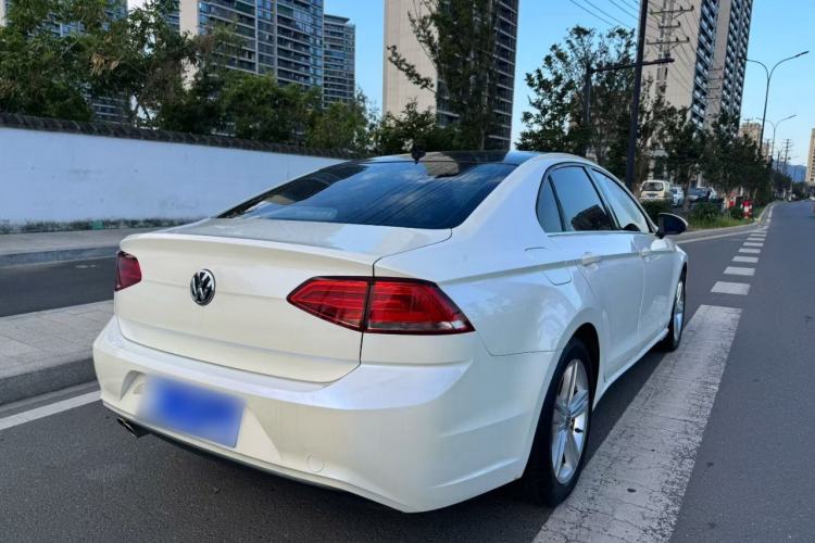 Used Volkswagen Lamando 2017 280TSI DSG Comfort Edition Rear Right 45 Deg