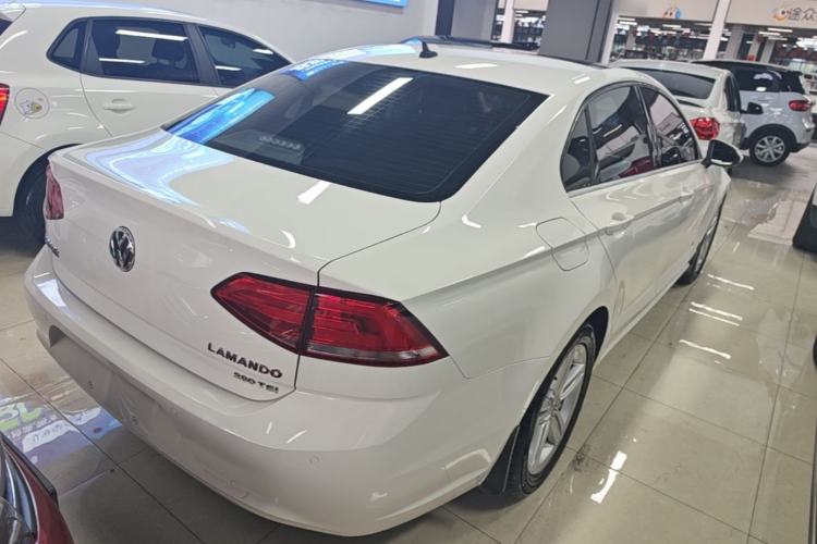 Used Volkswagen Lamando 2017 280TSI DSG Comfort Edition Rear Right 45 Deg