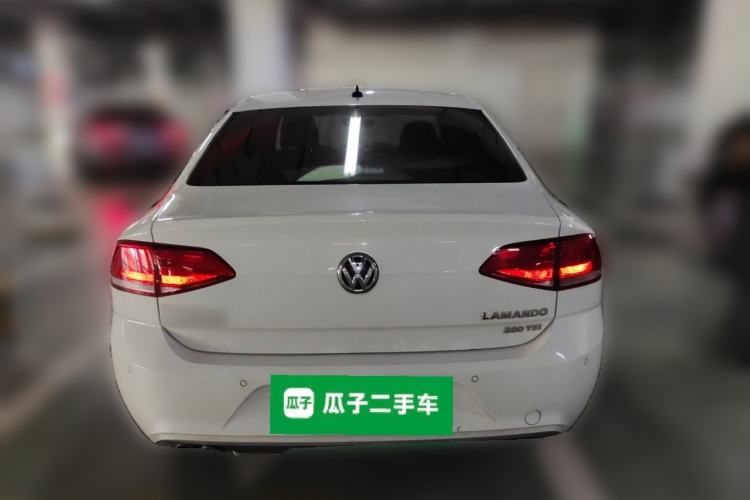 Used Volkswagen Lamando 2017 280TSI DSG Luxury Edition Rear