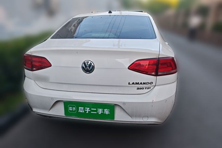 Used Volkswagen Lamando 2017 280TSI DSG Comfort Edition Rear