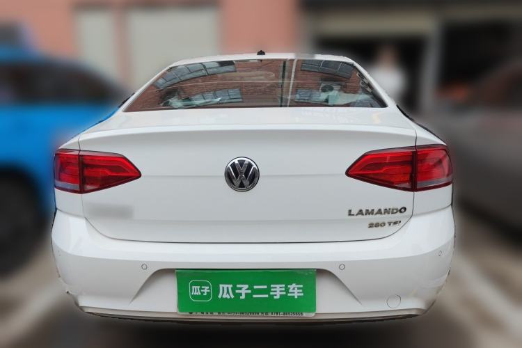 Used Volkswagen Lamando 2017 280TSI DSG Comfort Edition Rear