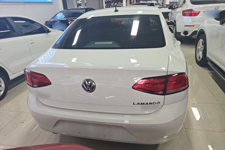 Used Volkswagen Lamando 2017 280TSI DSG Comfort Edition Rear