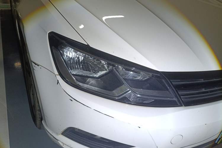 Used Volkswagen Lamando 2017 280TSI DSG Comfort Edition Right Front Headlight