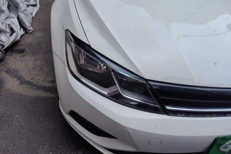Used Volkswagen Lamando 2017 230TSI DSG Fashion Edition Right Front Headlight