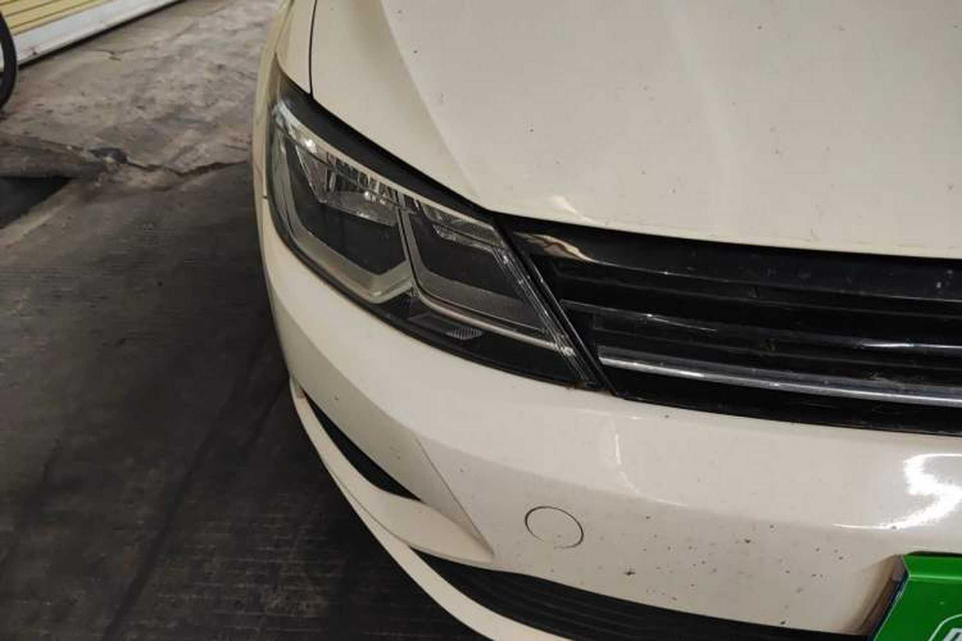 Used Volkswagen Lamando 2017 230TSI DSG Fashion Edition Right Front Headlight