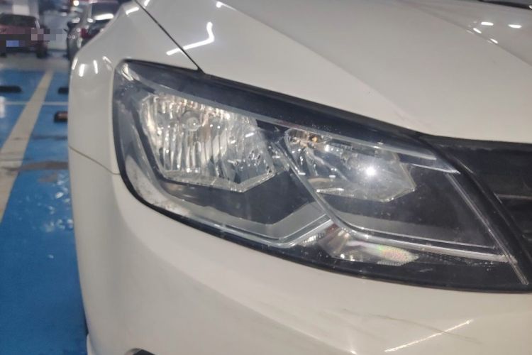 Used Volkswagen Lamando 2017 230TSI DSG Fashion Edition Right Front Headlight