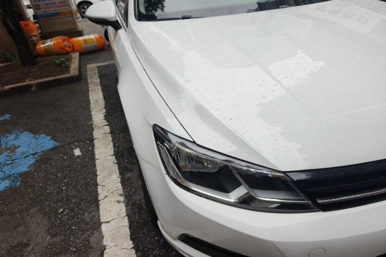 Used Volkswagen Lamando 2017 280TSI DSG Comfort Edition Right Front Headlight