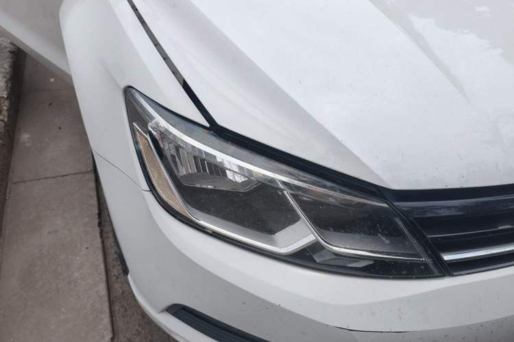 Used Volkswagen Lamando 2017 230TSI DSG Fashion Edition Right Front Headlight