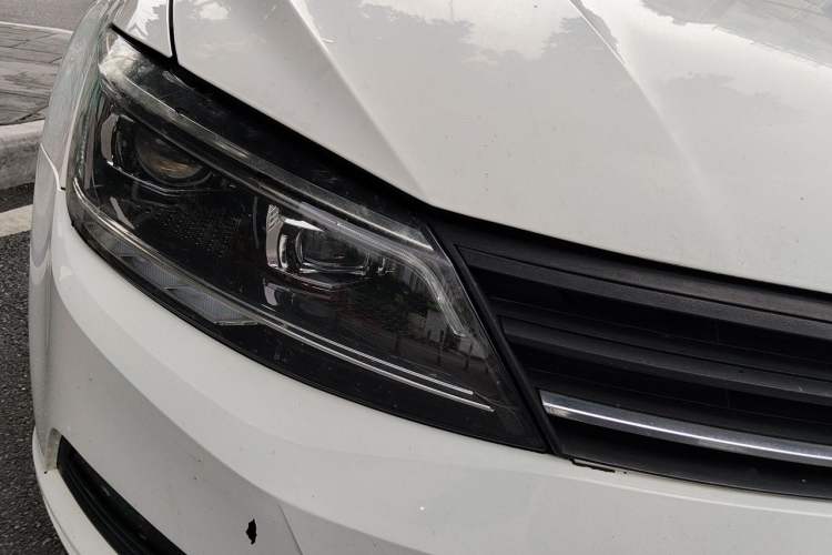 Used Volkswagen Lamando 2017 230TSI DSG Fashion Edition Right Front Headlight