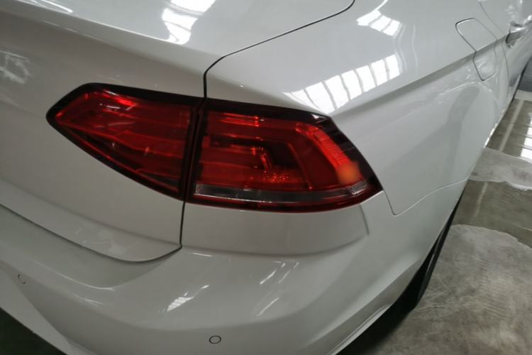 Used Volkswagen Lamando 2017 230TSI DSG Fashion Edition Right Rear Taillight
