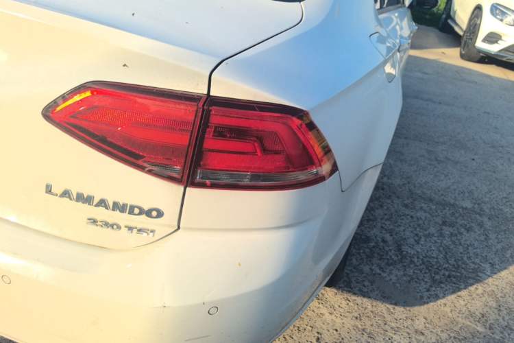 Used Volkswagen Lamando 2017 230TSI DSG Fashion Edition Right Rear Taillight