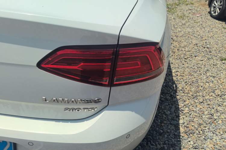 Used Volkswagen Lamando 2017 280TSI DSG Comfort Edition Right Rear Taillight