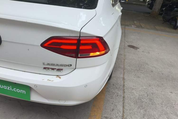 Used Volkswagen Lamando 2017 230TSI DSG Fashion Edition Right Rear Taillight