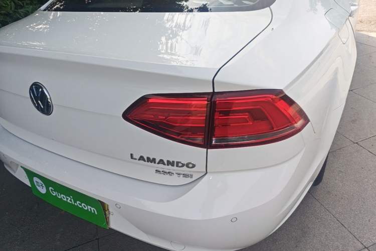 Used Volkswagen Lamando 2017 230TSI DSG Fashion Edition Right Rear Taillight